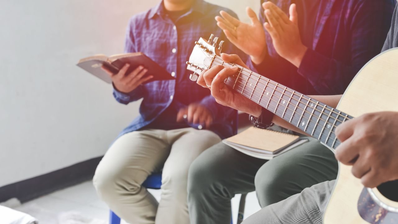 A Essência da Adoração Uma Resposta ao Amor Divino